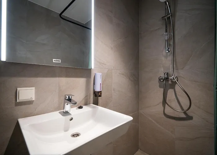 Apartman Airport-bus - 13 North - 3 *